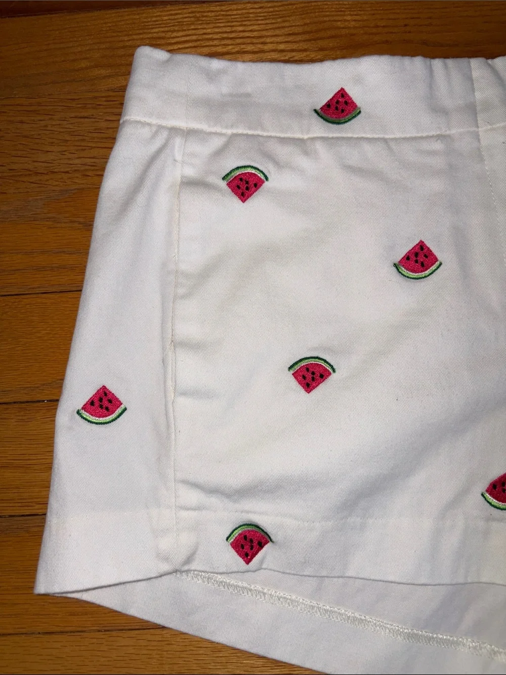 J.Crew Watermelon Embroidered Shorts Women’s 8 White Preppy Summer